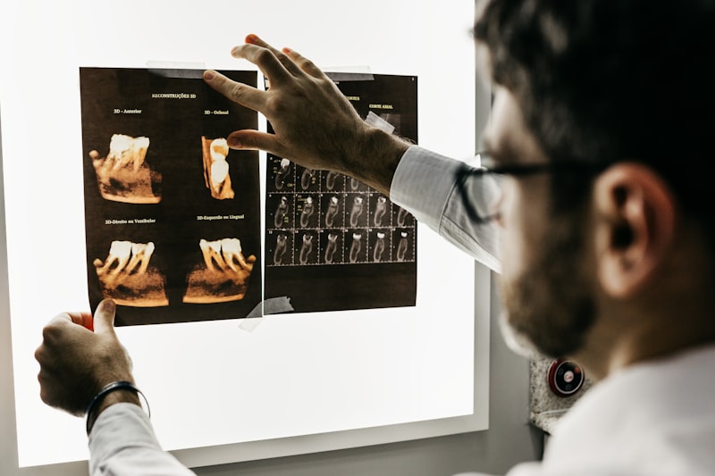 Studio Odontoiatrico Marcato a Fuorigrotta — sala moderna e attrezzata